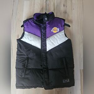 Lakers puffer vest for teen